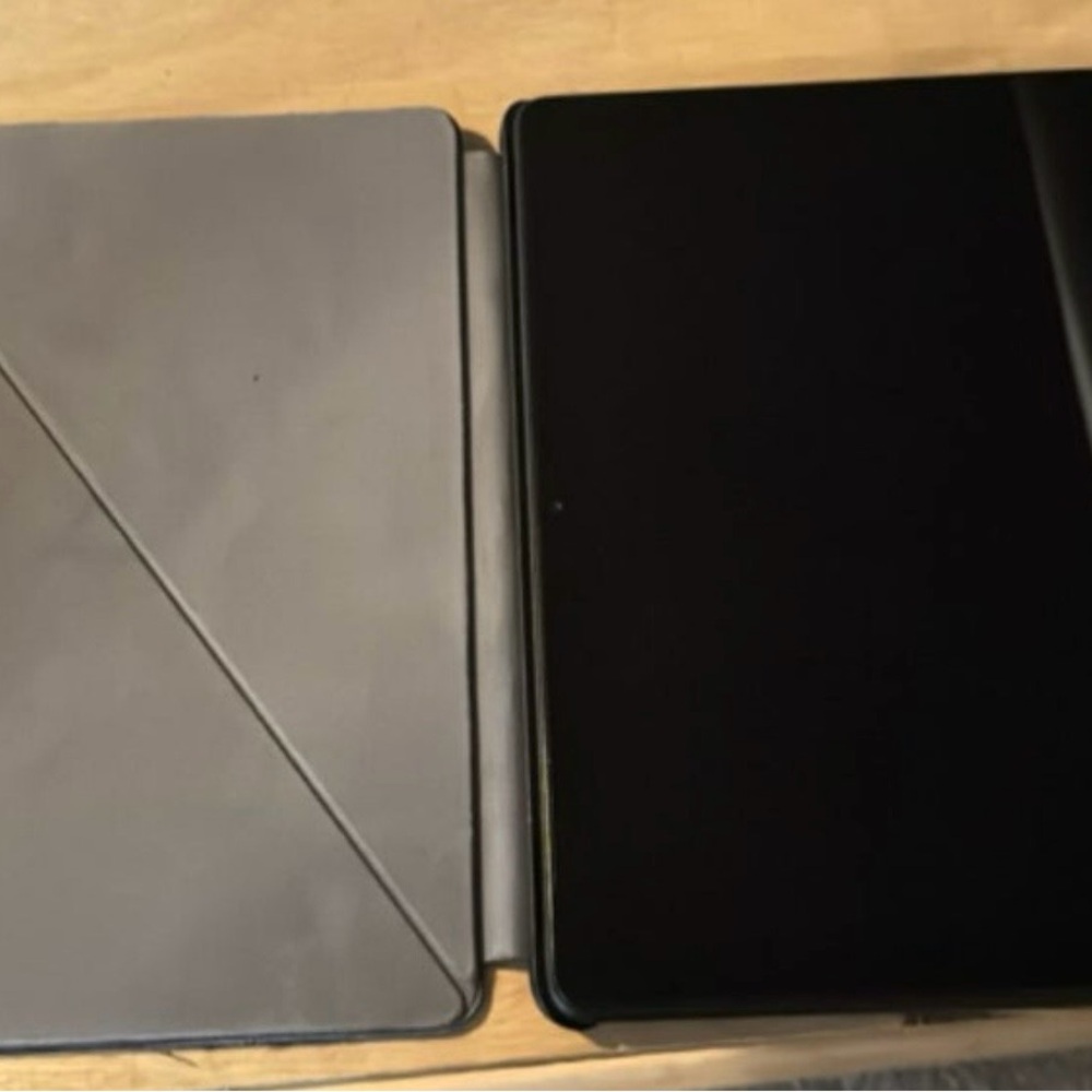 Amazon Kindle HD Fire Tablet 11th Generation - Picture 2 of 4